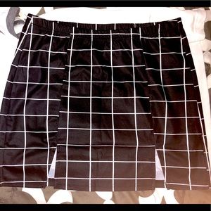 Black white skirt